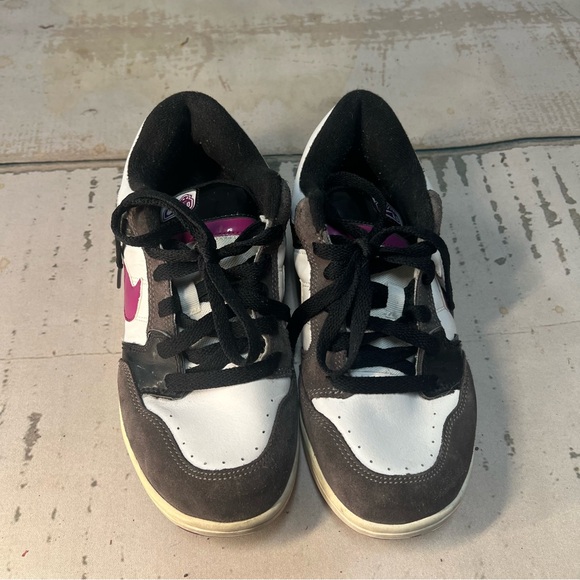 Nike dunks 6.0 big kids shoes - Picture 2 of 4